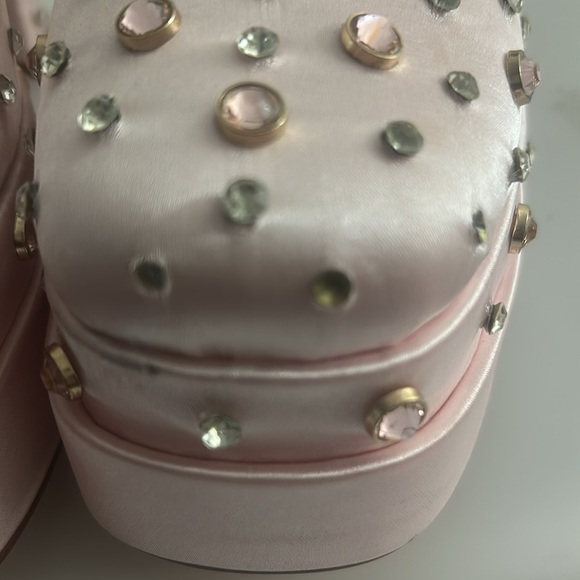 Elegant Pink Embellished Women's Heels - Picture 3 of 9